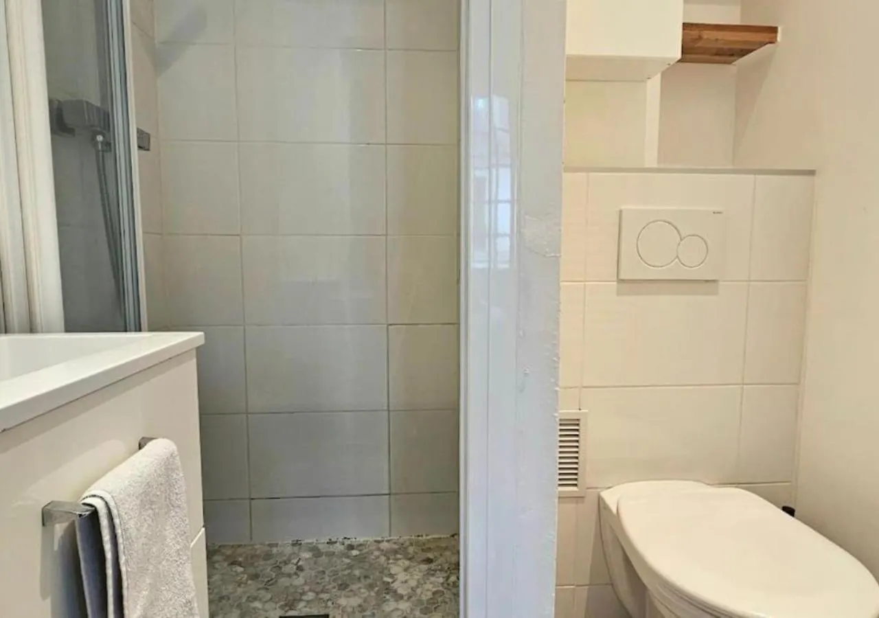 Chez Maelle - Tour Eiffel Cosy Flat Apartment Paris 0*,
